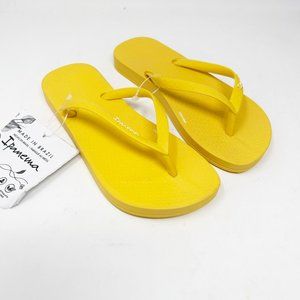 Ipanema Kids Size 11 Yellow Thong Flip Flop Sandals